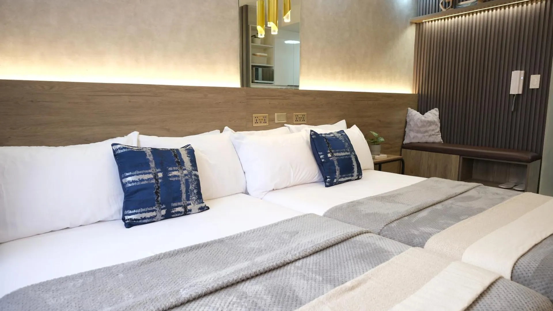 Apartment Staycation Near Mall Of Asia, Condotel With 2 Beds, Pasay Manila