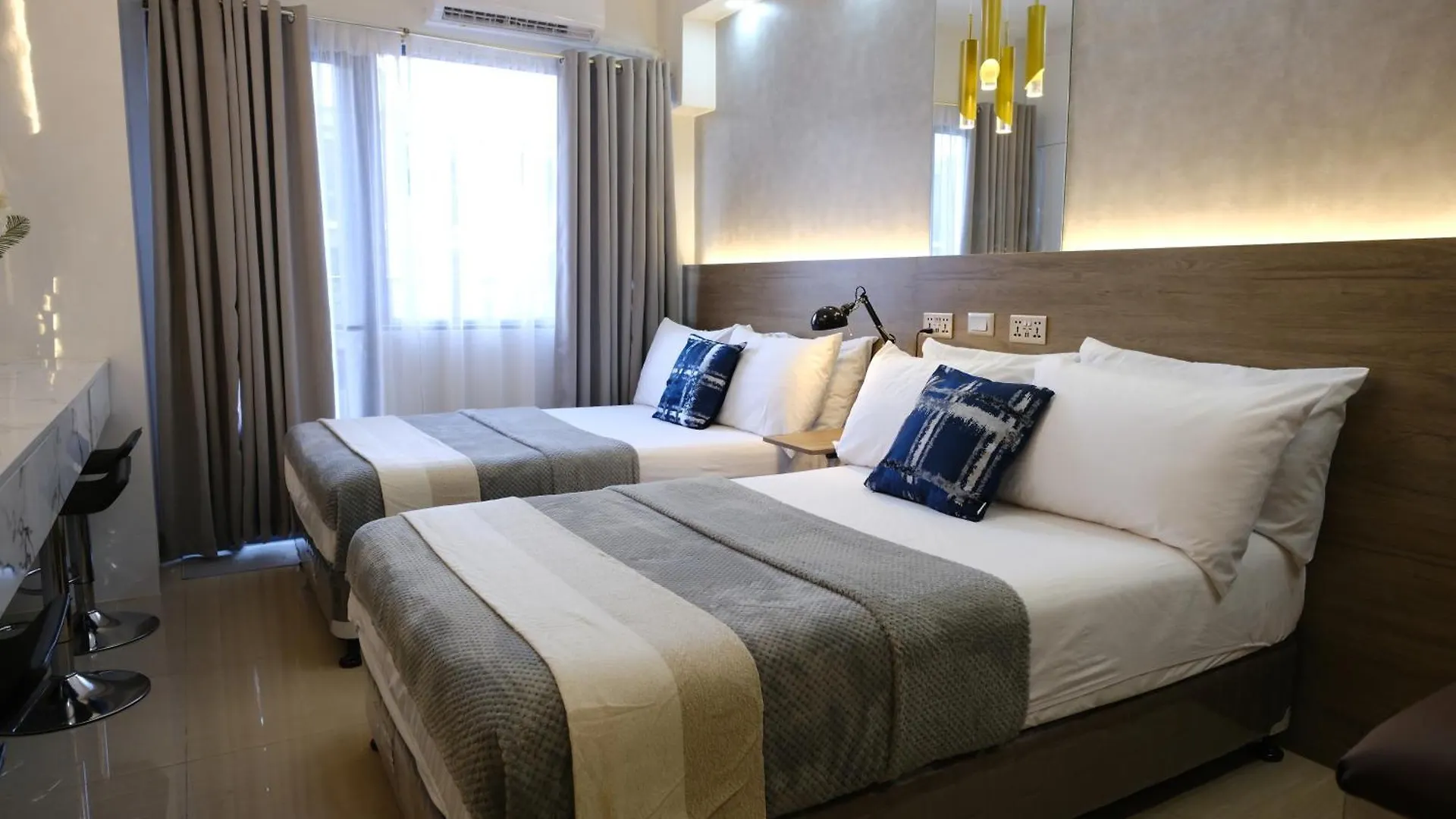 Staycation Near Mall Of Asia, Condotel With 2 Beds, Pasay Manila 0*,  Philippines