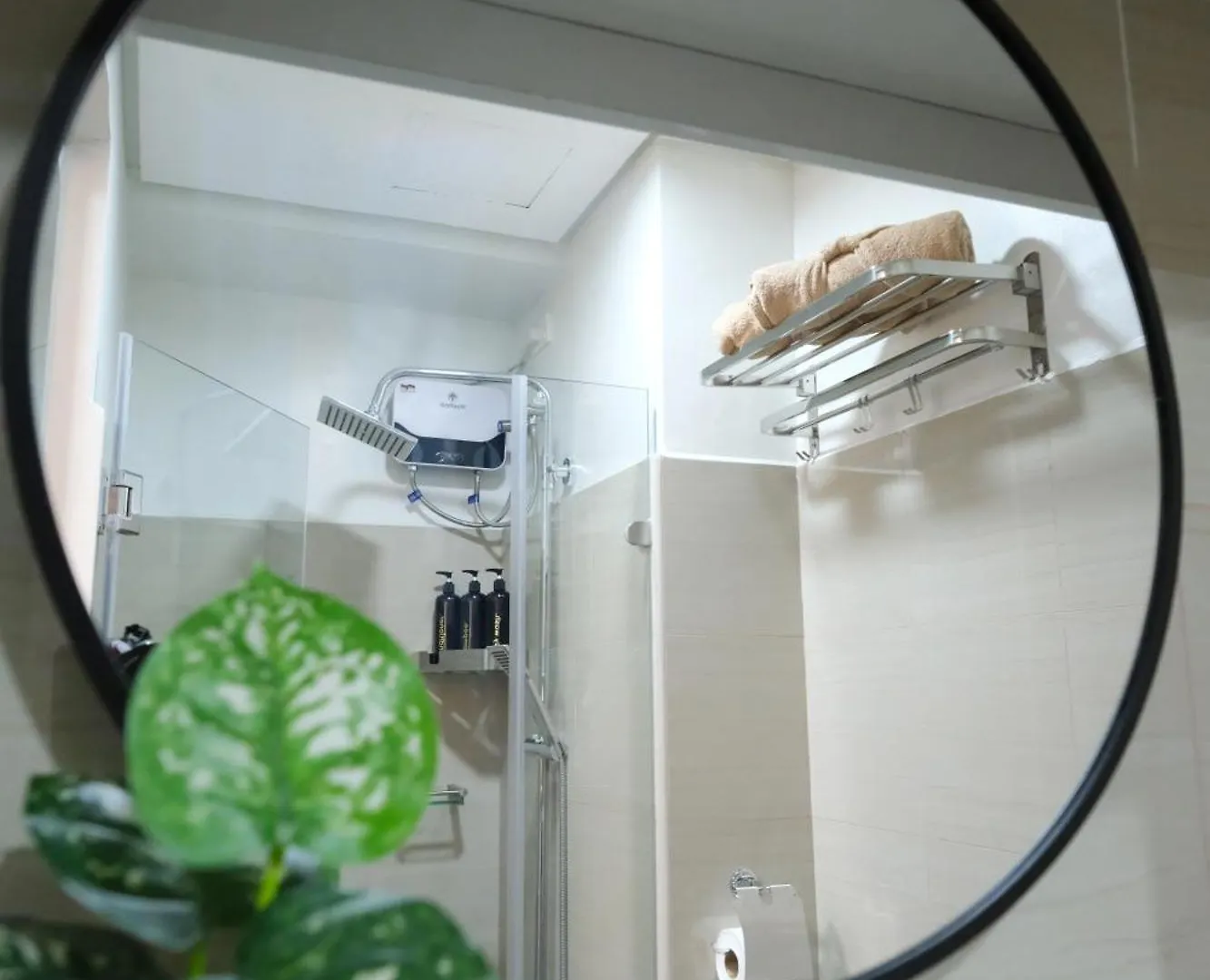 Apartment Staycation Near Mall Of Asia, Condotel With 2 Beds, Pasay Manila Philippines